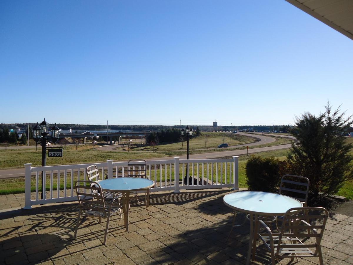 Auberge Bouctouche Inn & Suites - Housity