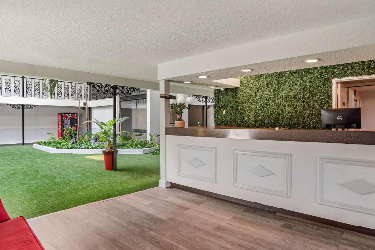 Baymont by Wyndham Montgomery AL - Housity