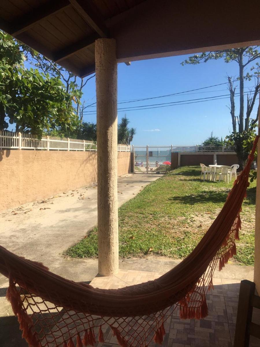 Suitetrails - Casa Pé na Areia Frente ao Mar do Pântano do sul!!
