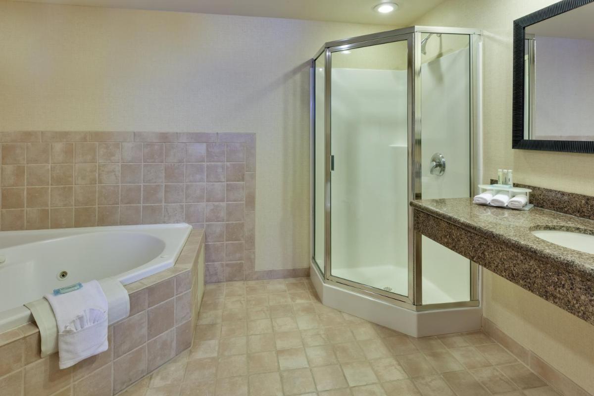 Holiday Inn Express San Francisco Airport North, an IHG Hotel - Housity
