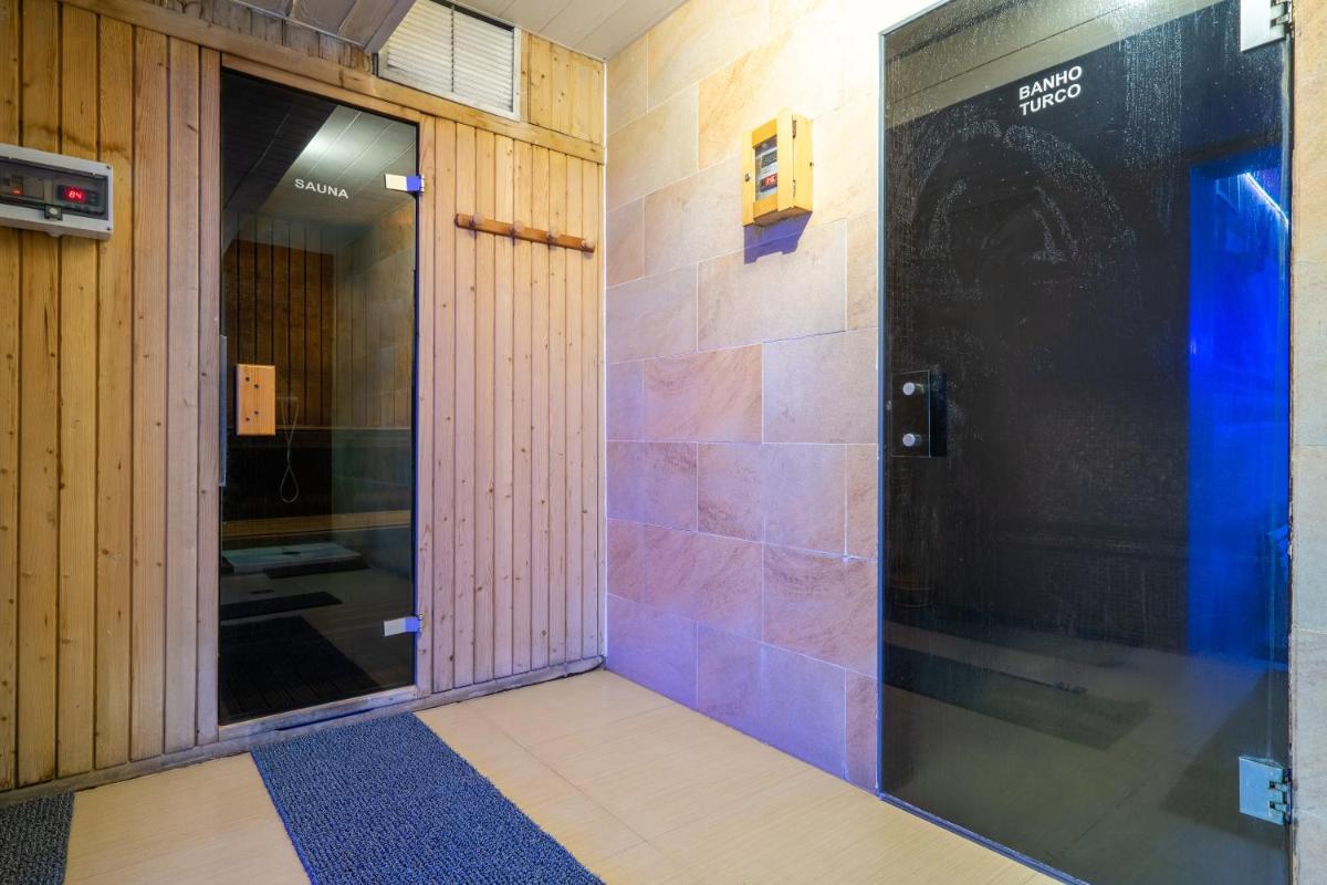 Uma cama ou camas num quarto em Hotel de Ilhavo Plaza & Spa