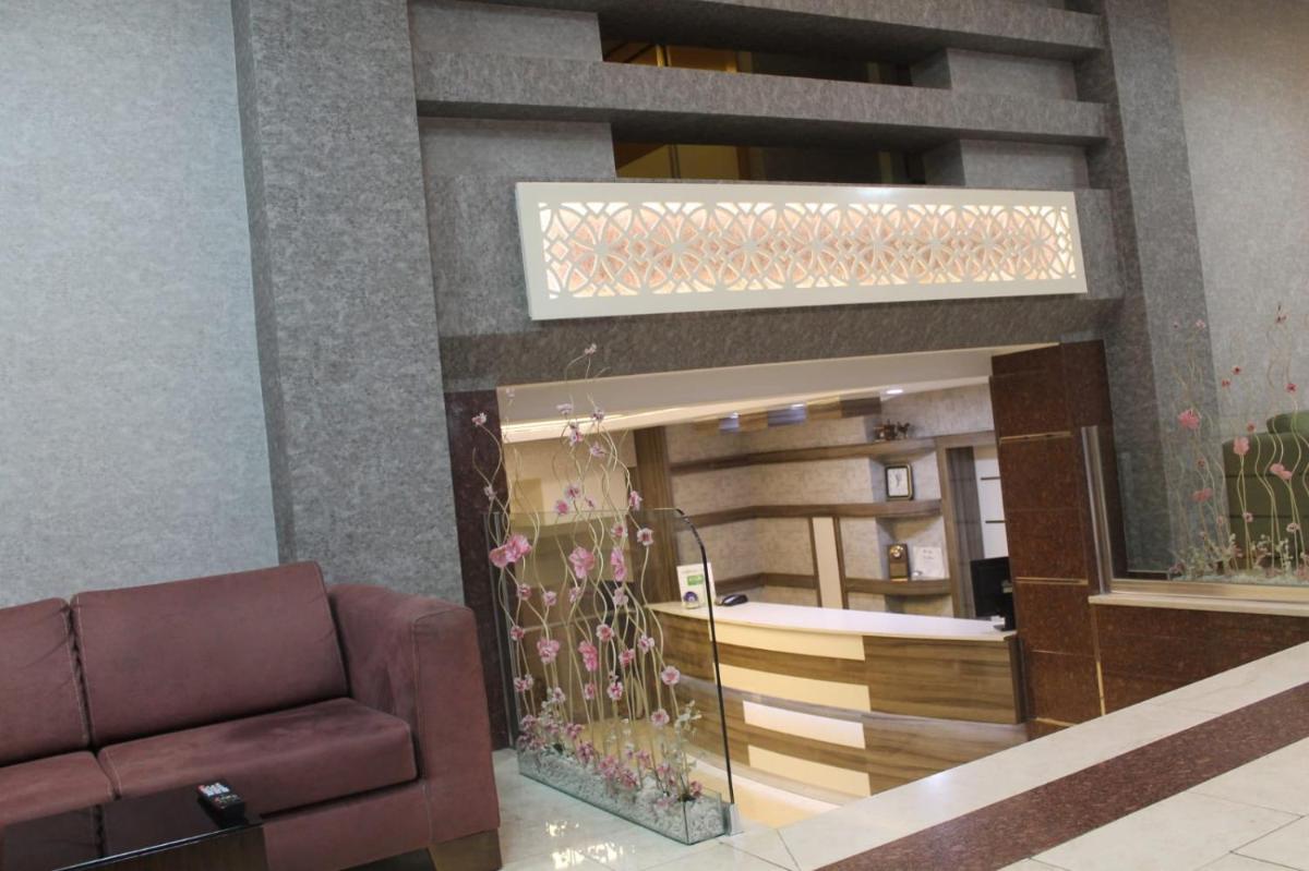 Napa Hotel - Housity