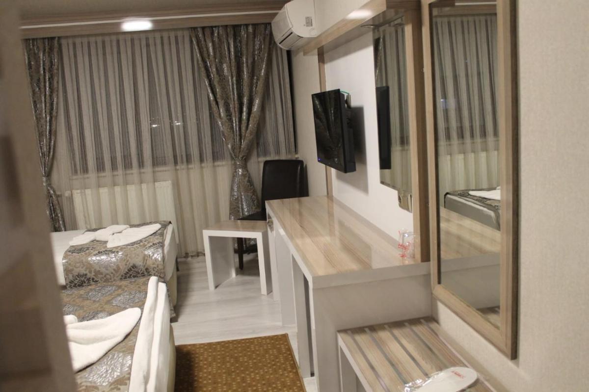 Napa Hotel - Housity