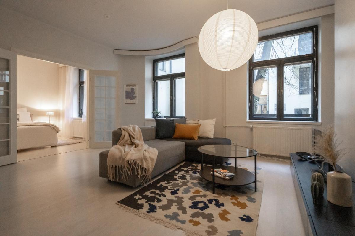 Roost Freda 43 - Housity