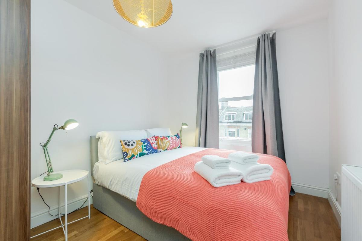 WelcomeStay Clapham Junction 2 Bedroom Apartment - Housity
