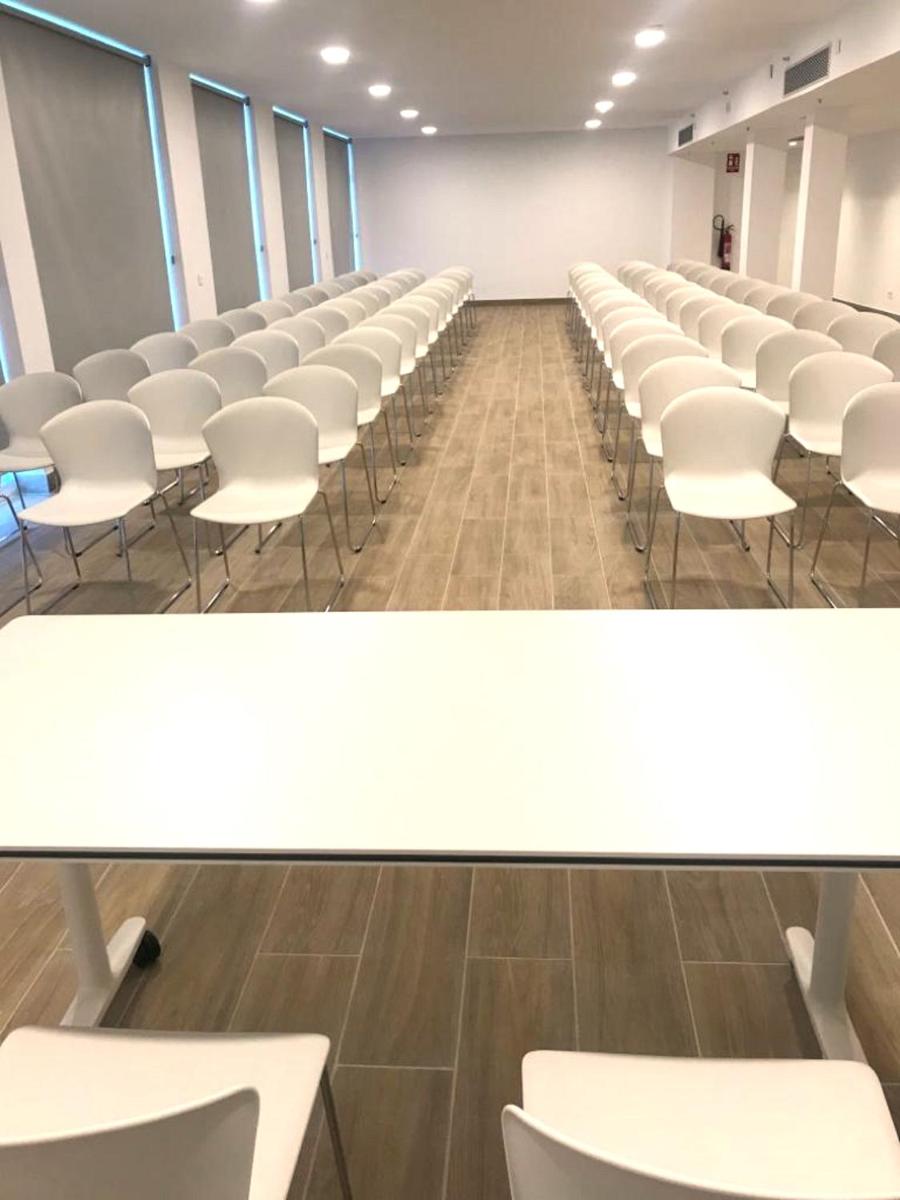 Zona business o sala de conferencias en Gara Suites Golf & Spa