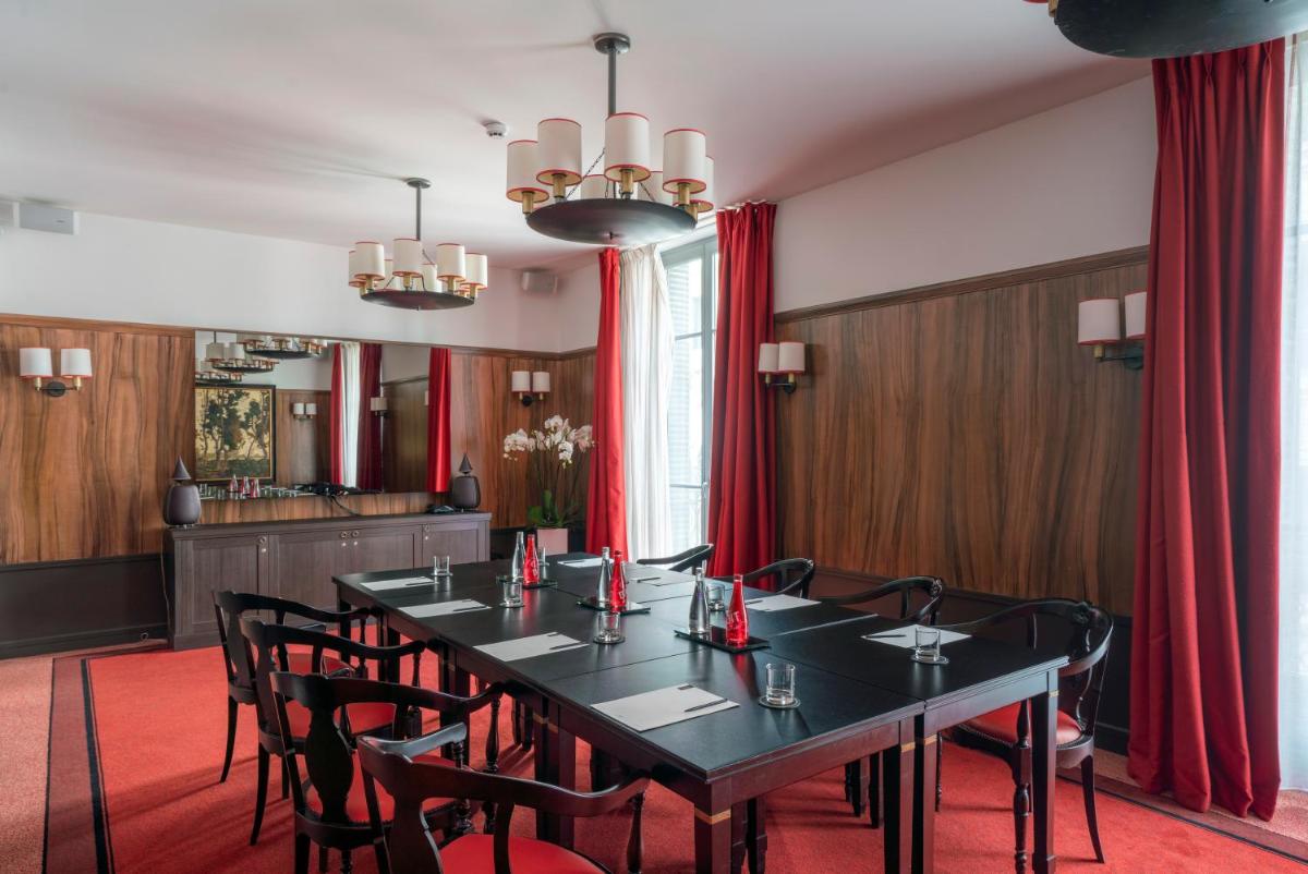 Restaurant ou autre lieu de restauration dans l'établissement Carlton Hotel Lyon - MGallery Collection