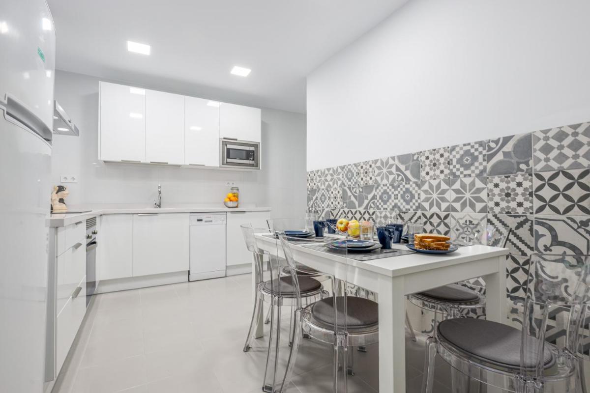EXCLUSIVO APT 2 HAB-2 BAÑOS-LUMINOSO ↑ CALIDADES - Housity