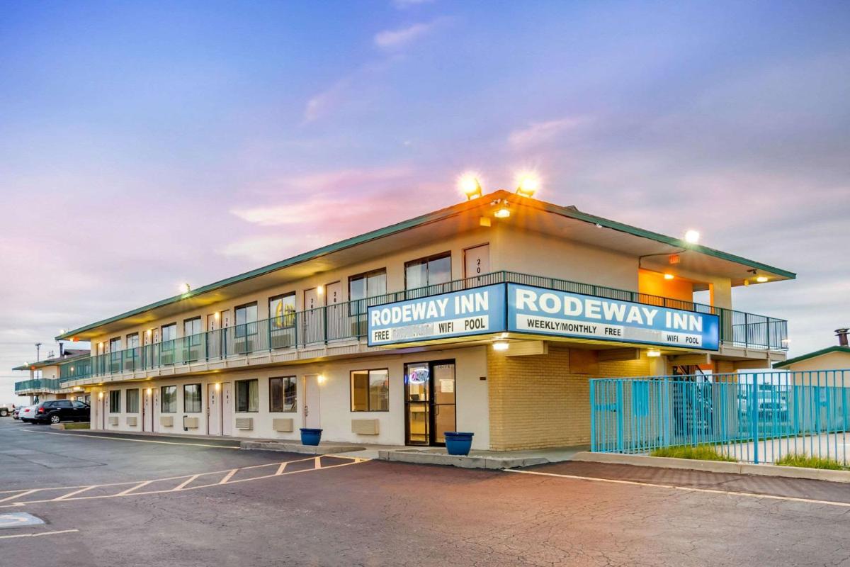 Rodeway Inn - Housity