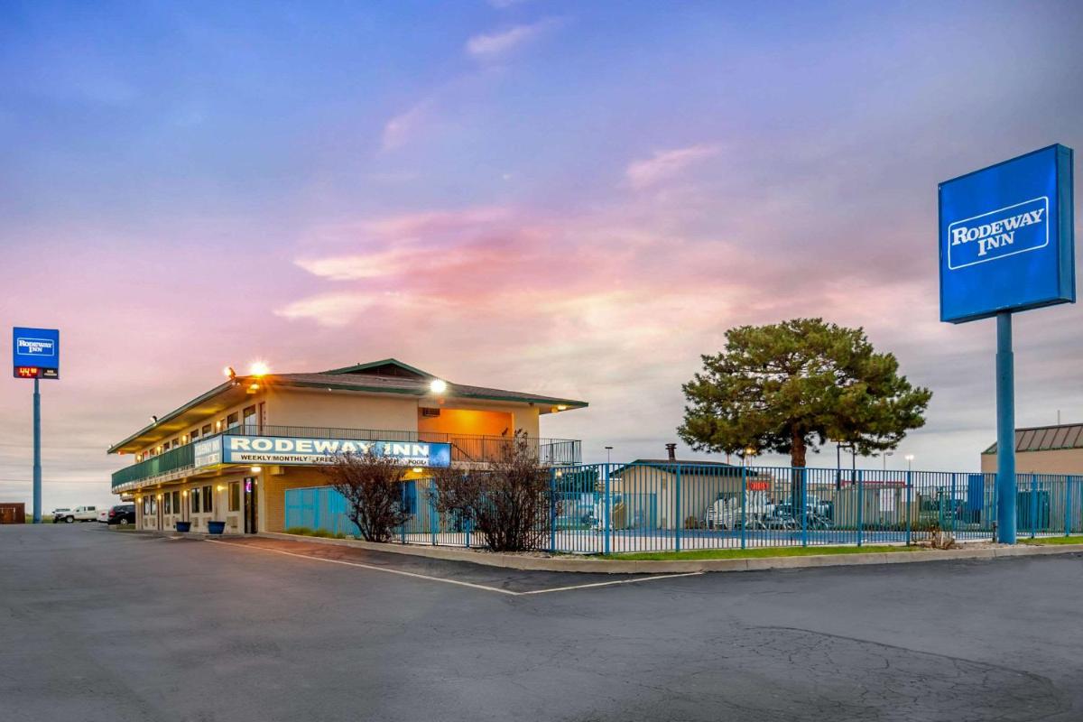 Rodeway Inn - Housity