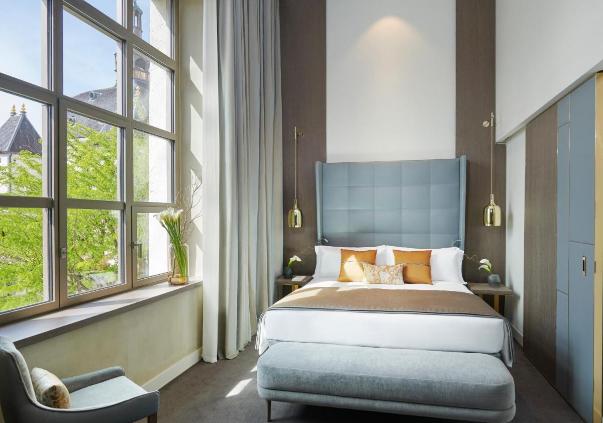 Un ou plusieurs lits dans un hébergement de l'établissement InterContinental Lyon - Hotel Dieu by IHG