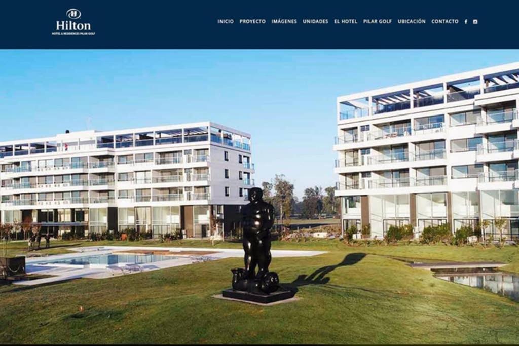 Residencias de Pilar - Housity