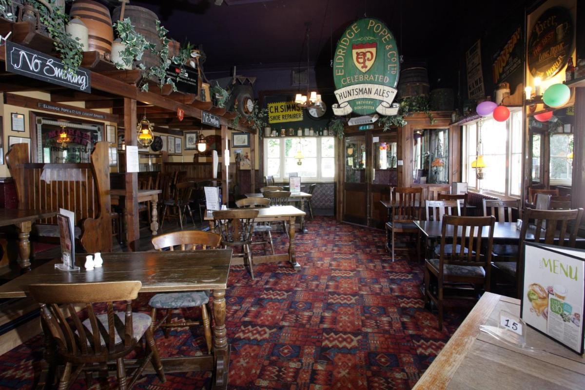 The Junction Hotel - Housity