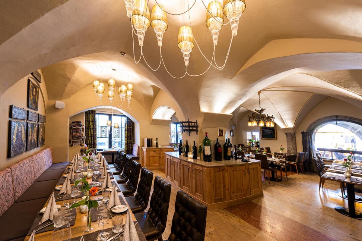 Suitetrails - BEST WESTERN Plus Hotel Goldener Adler Innsbruck