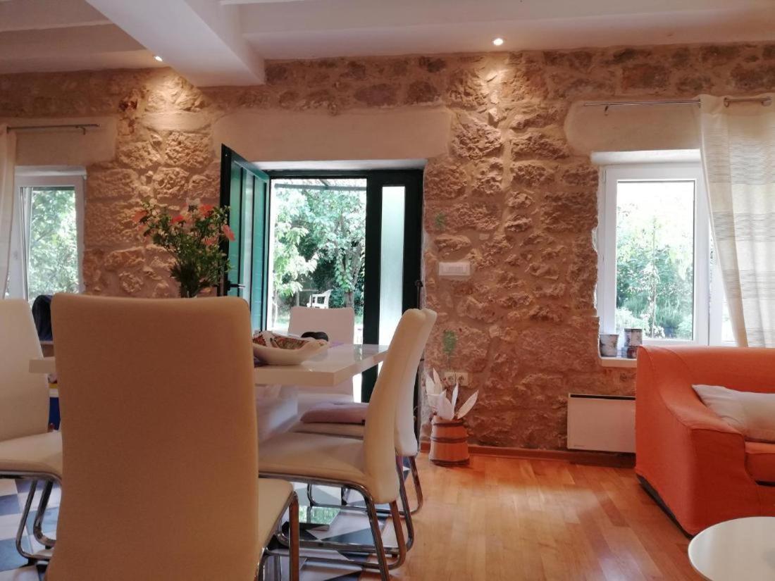 Vacation house dunja - Housity