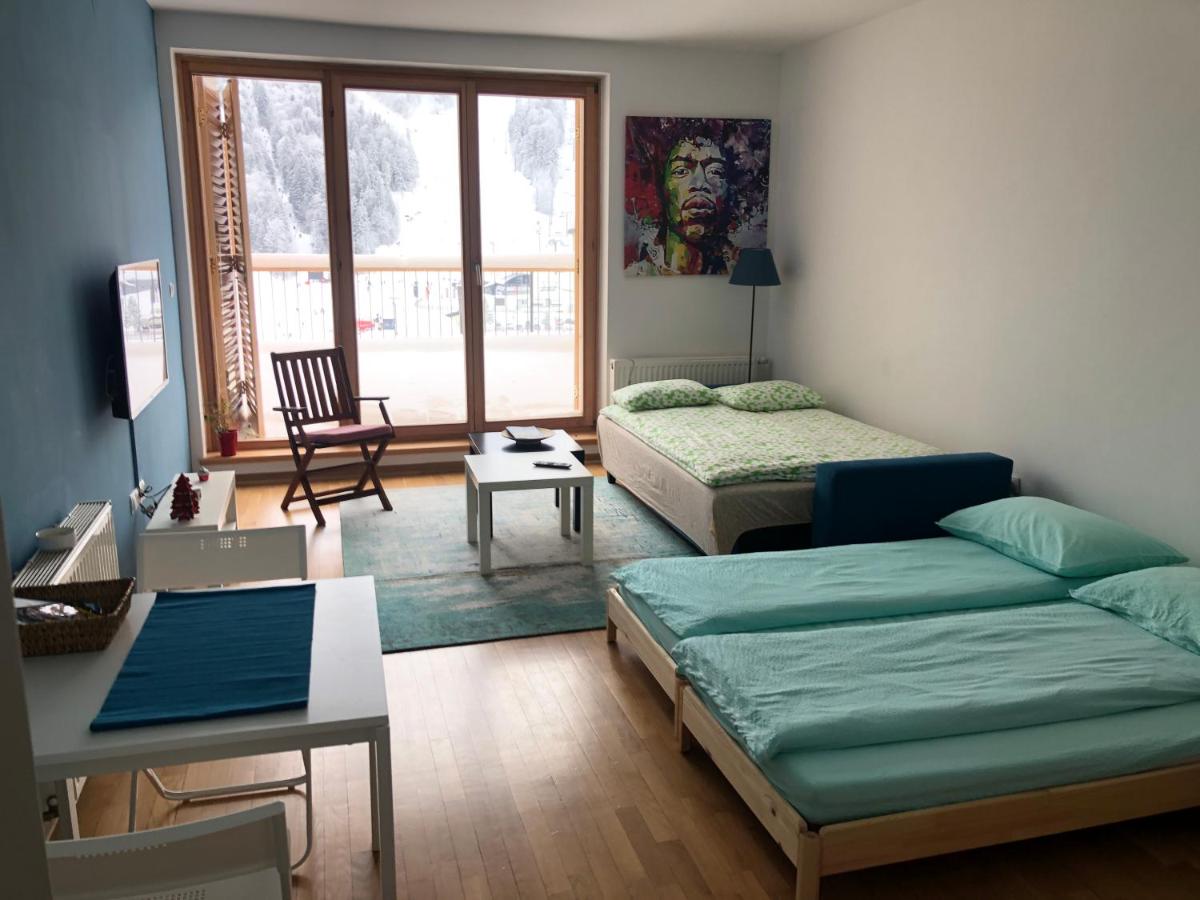 Studio&apartments Snow - Hizvo
