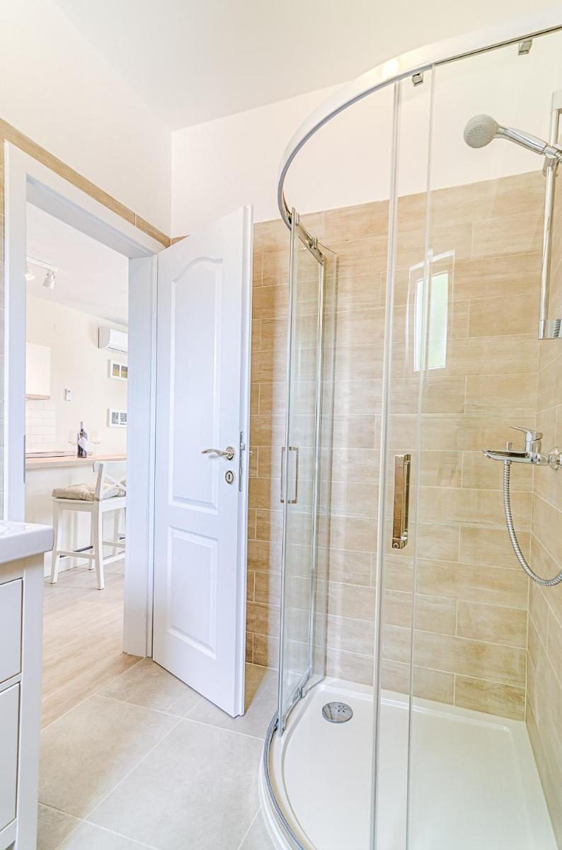 Jasna House - Housity