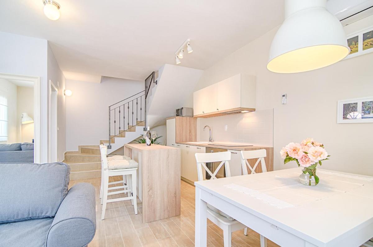 Jasna House - Housity