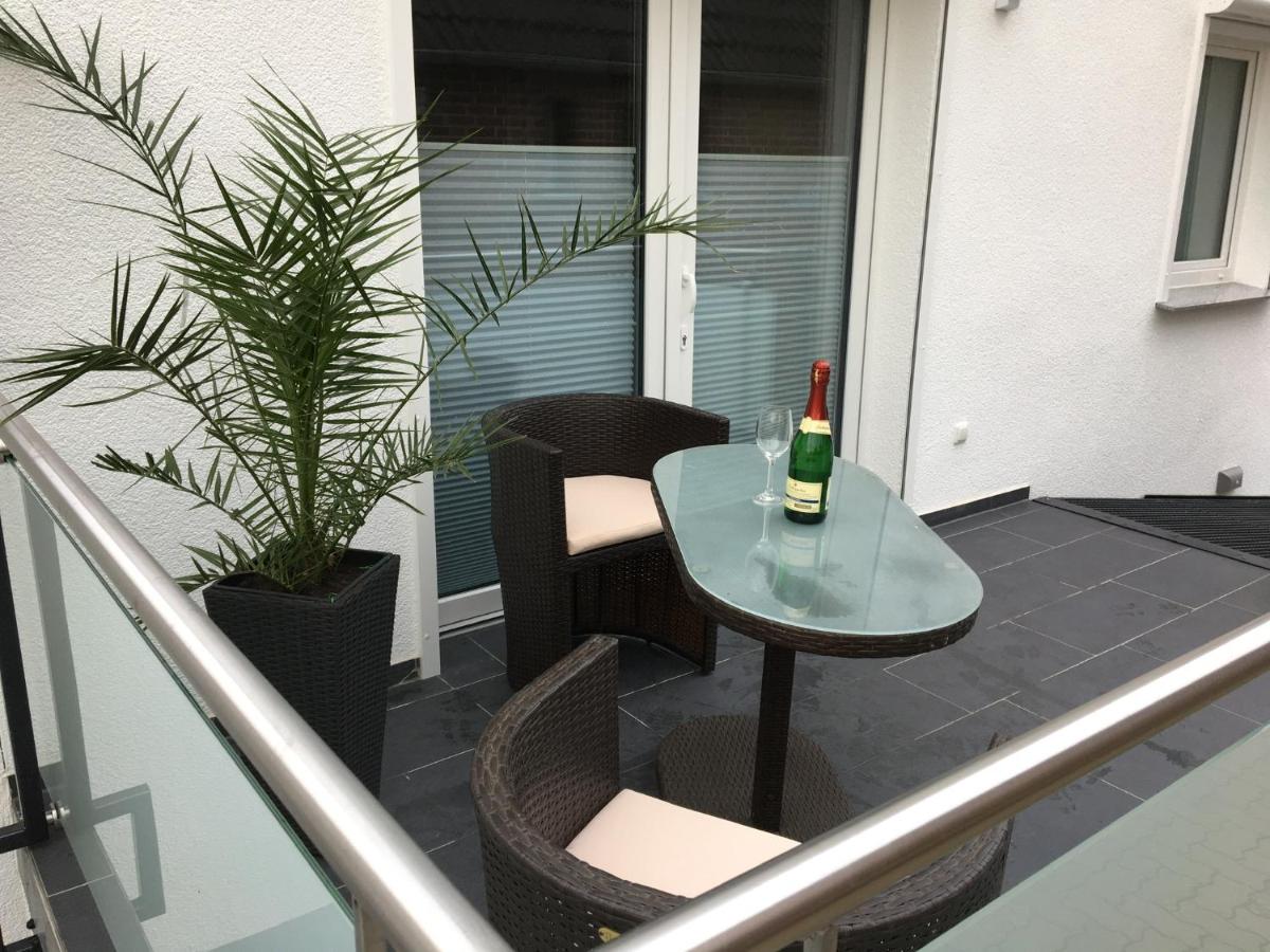 Ferienwohnung Rinteln - 4 Sterne - Im Kleinen Löök - 55 qm - 2 x TV - Terrasse - max 2 Erw und 1 Kind - Barrierearm TOP - Housity