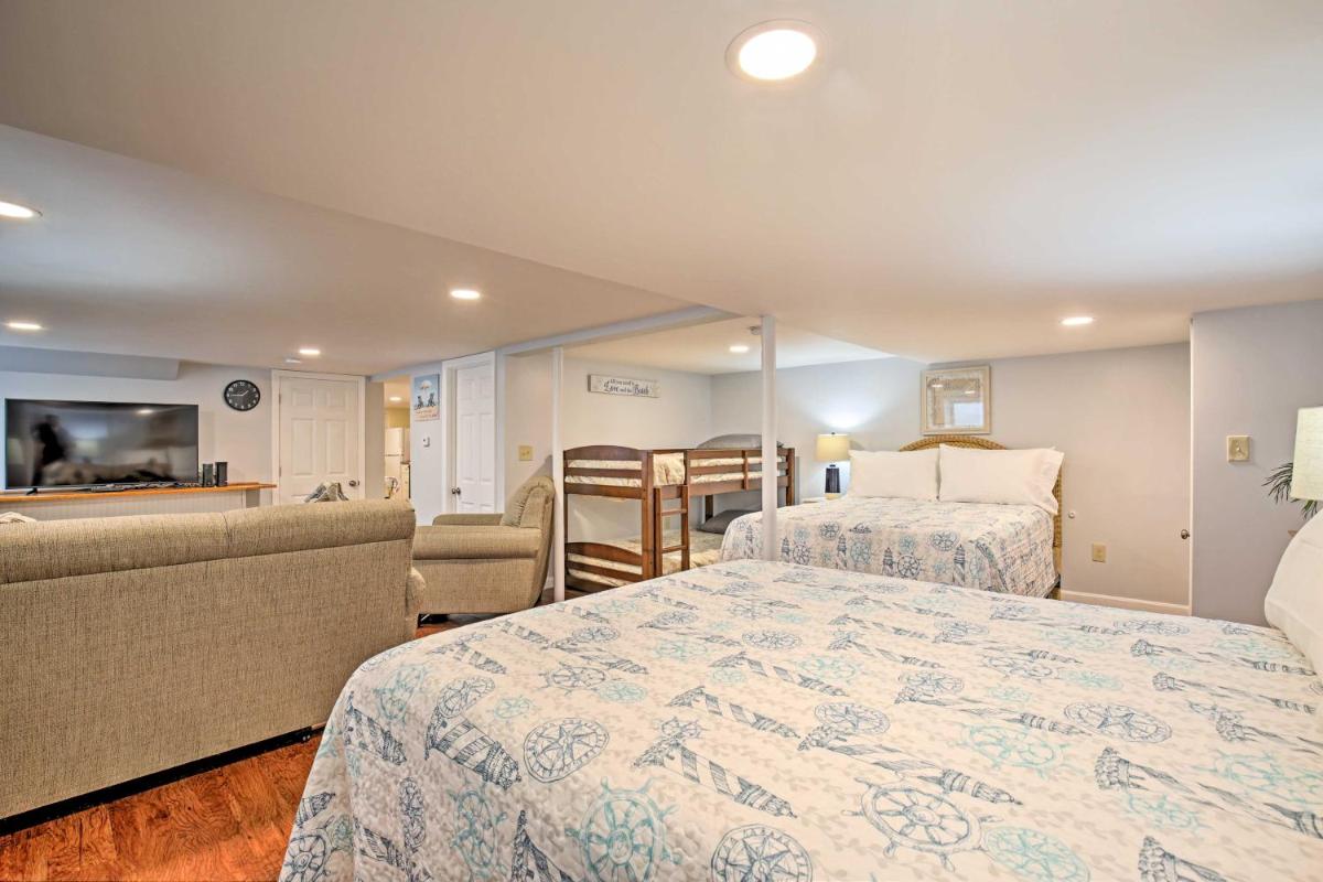 Old Orchard Beach Home with Patio Walk to Beach - Housity