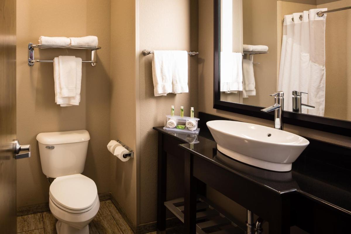 Holiday Inn Express El Reno by IHG - Housity