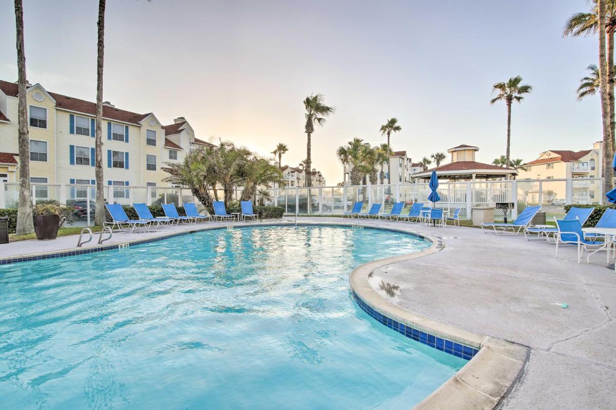 Corpus Christi Condo - Walk to Whitecap ! - Housity