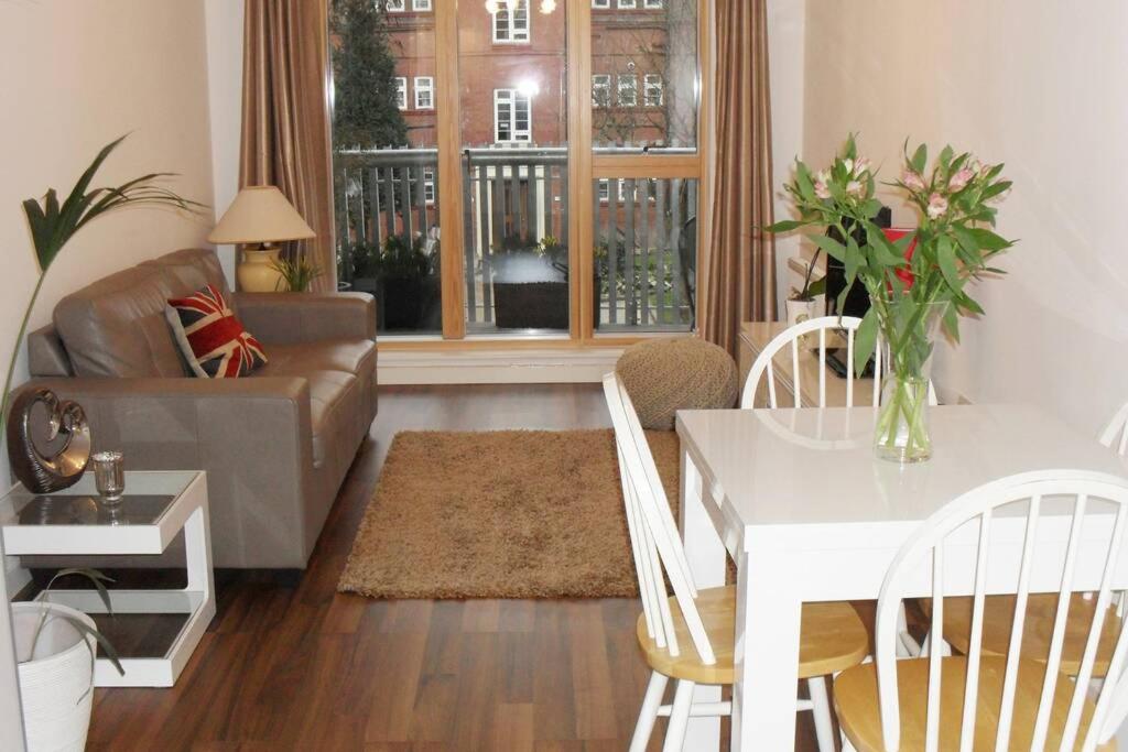 Stylish Wembley Stadium and OVO Arena Apartment, London - Housity