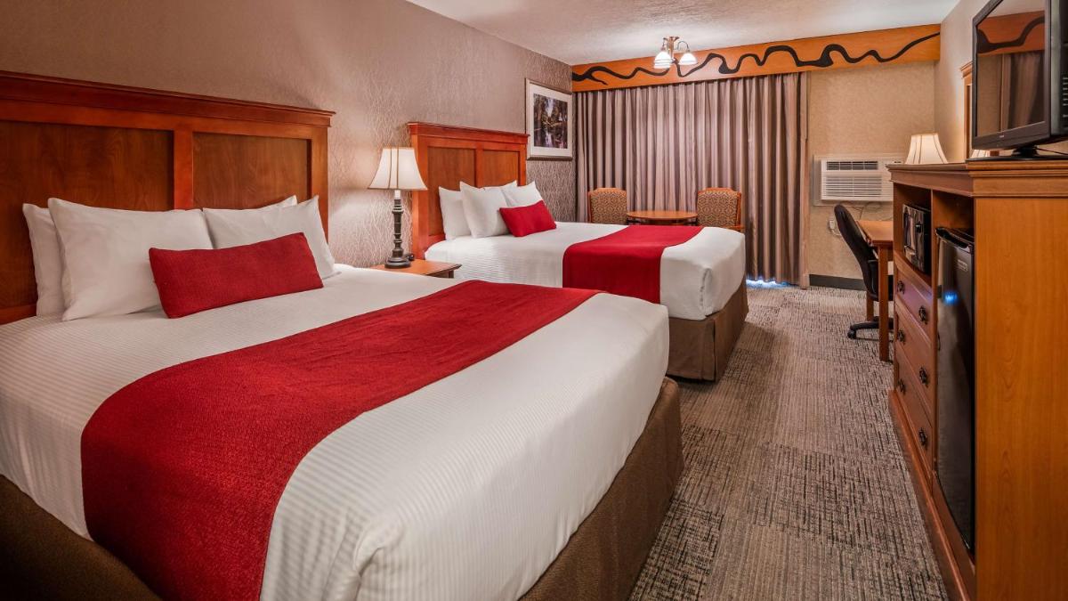 Best Western Plus Rivershore Hotel - Housity