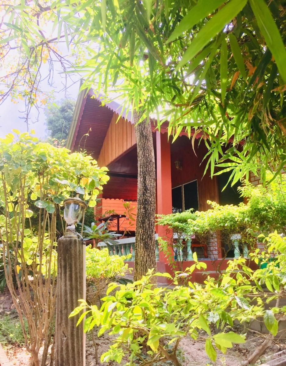 Save Bungalow Koh Tao - Housity