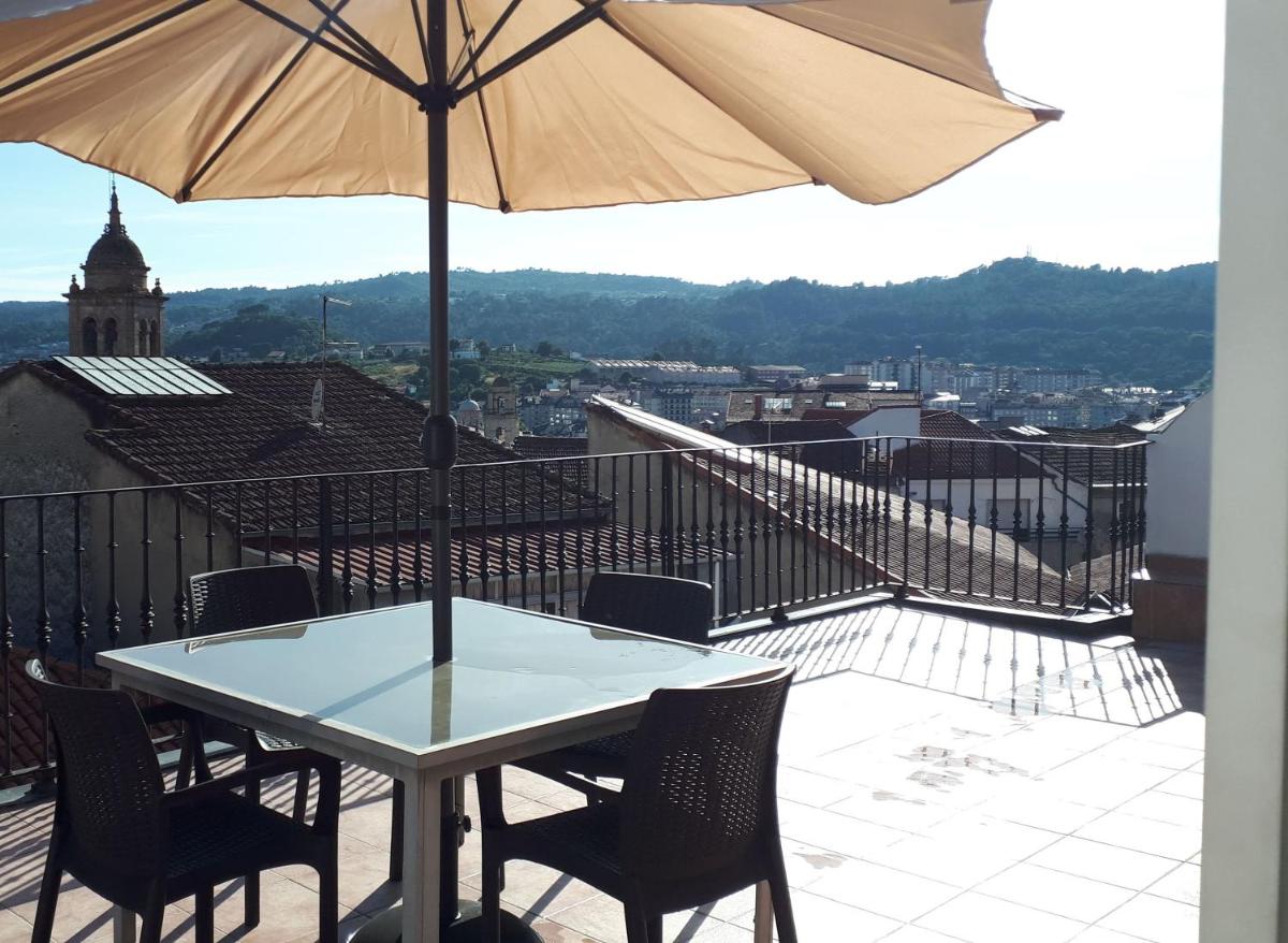 Apartamento con terraza en el casco historico - Housity