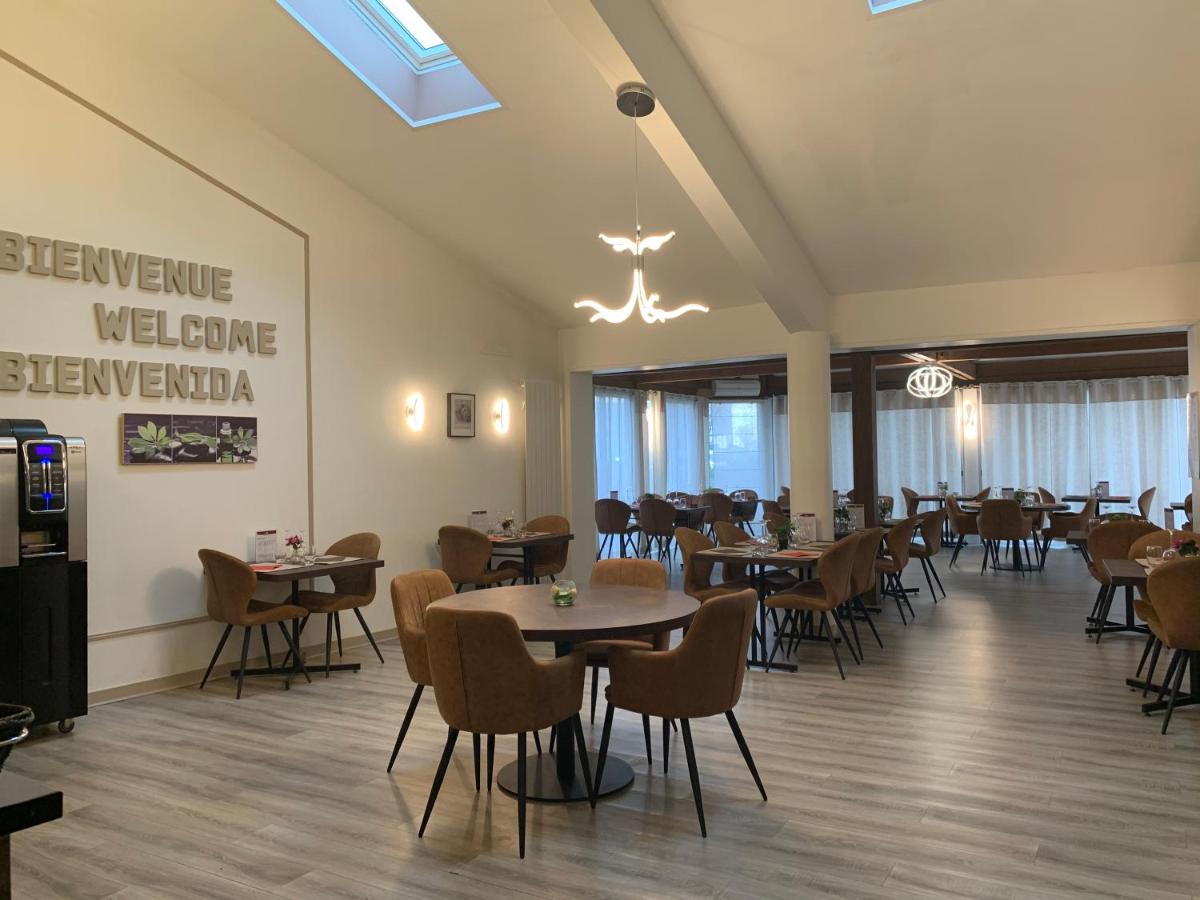 Hôtel Au Relais des Lilas - Housity