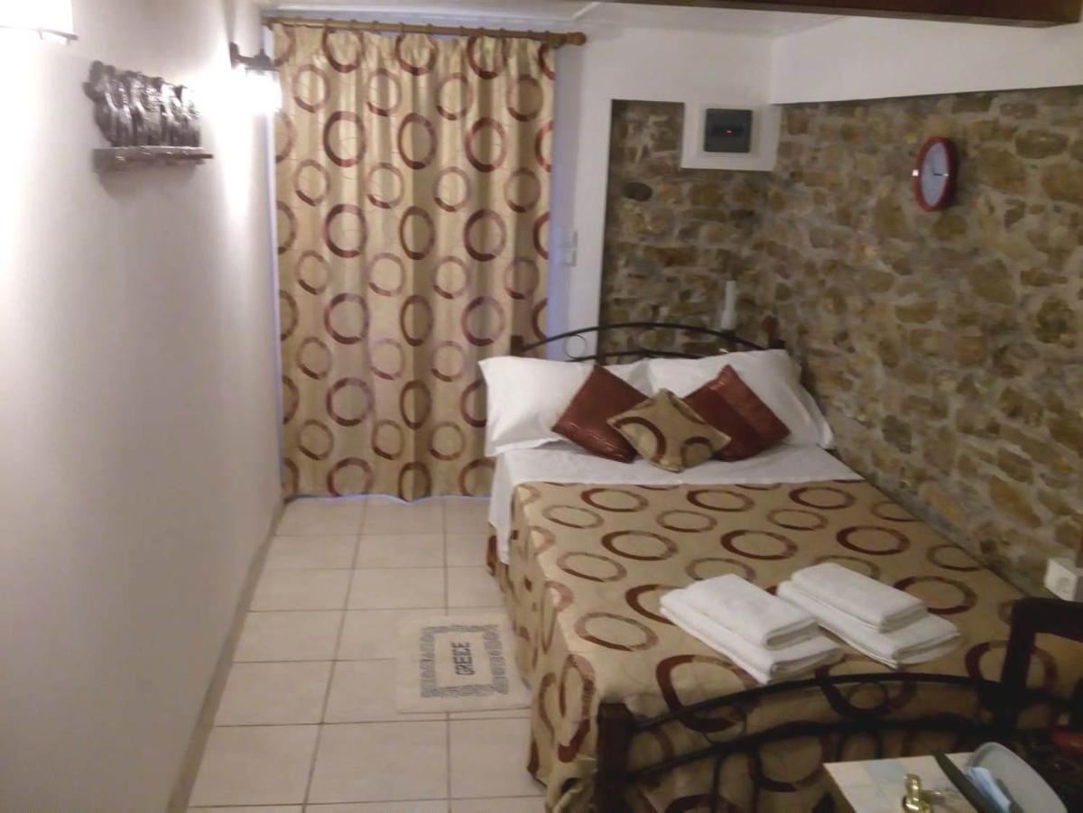 CASA LELA 3...HYDRA - Housity