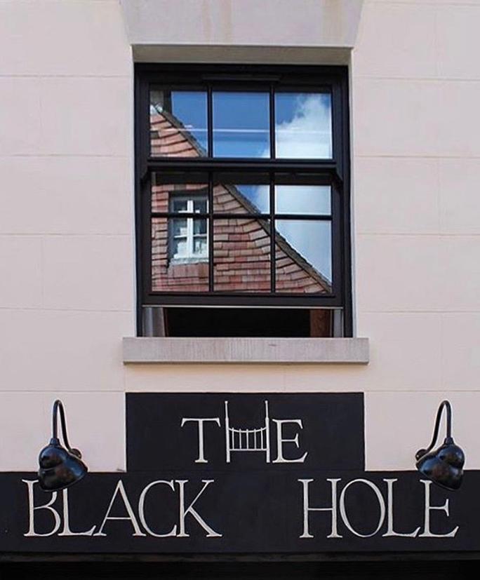The Black Hole - Housity