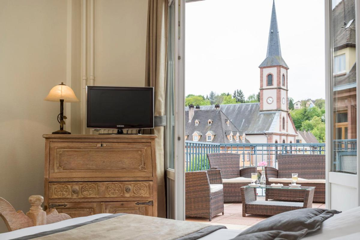 Hôtel Restaurant Le Bristol - Housity