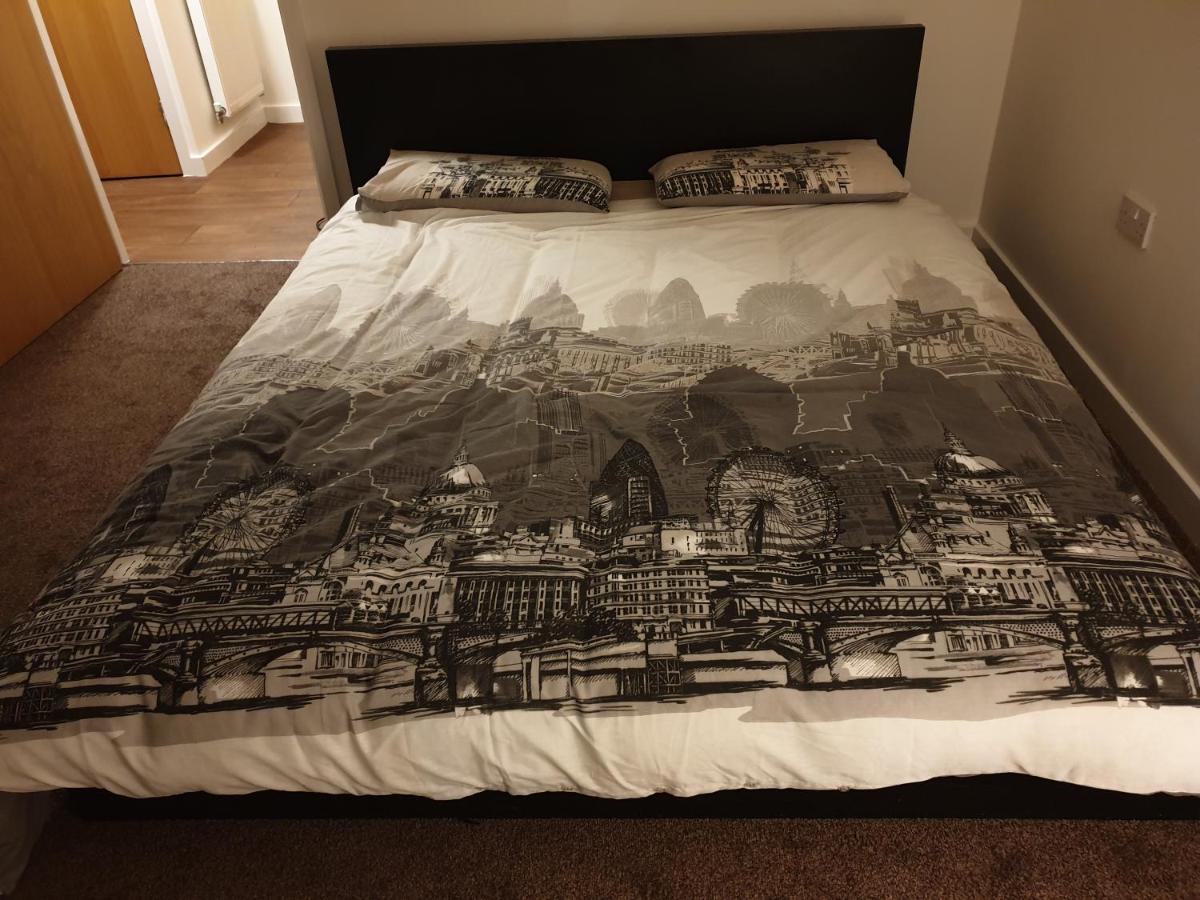 Early Knights Accommodation Huddersfield - Housity