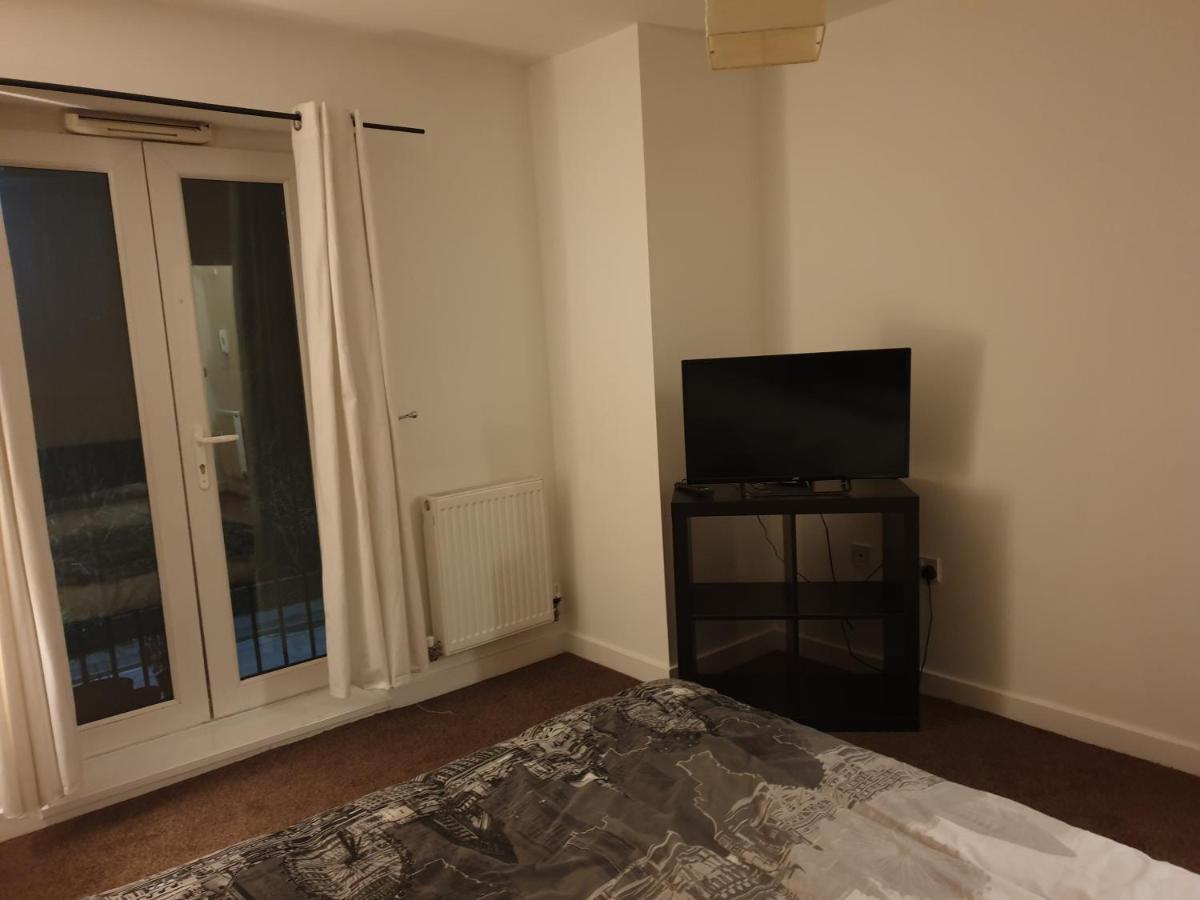 Early Knights Accommodation Huddersfield - Housity