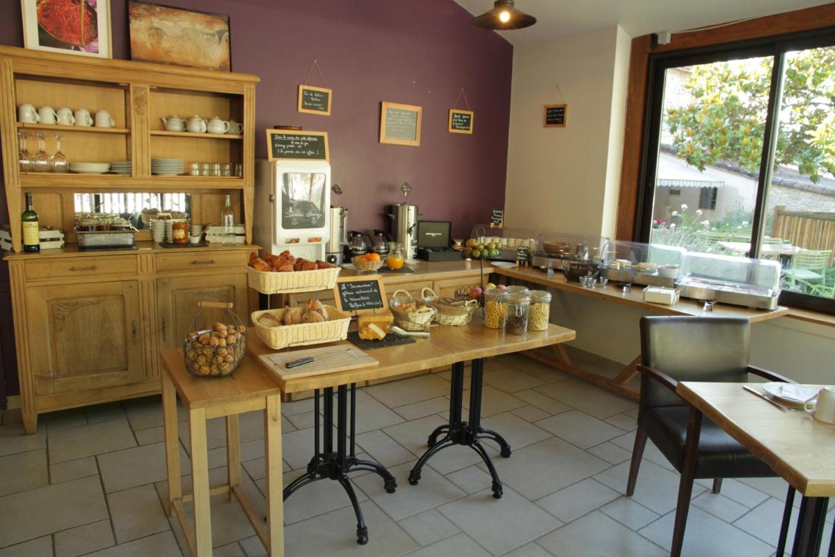 Nourriture dans l'hôtel ou à proximité