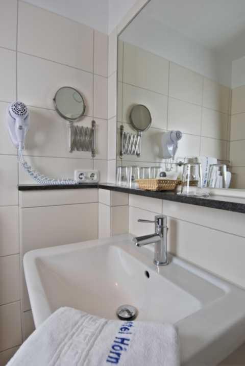 Wohlfühlhotel Hörn van Diek Garni mit Schwimmbad - Housity