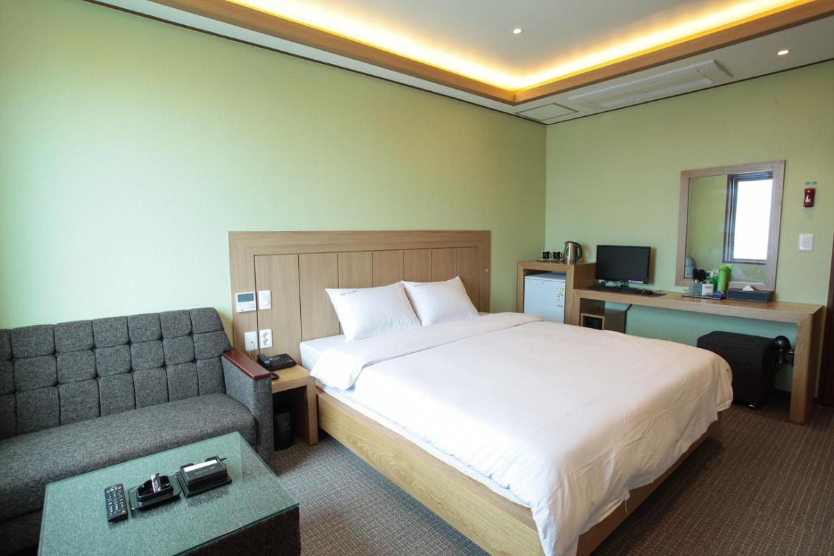 Hotel W Topdong - Housity