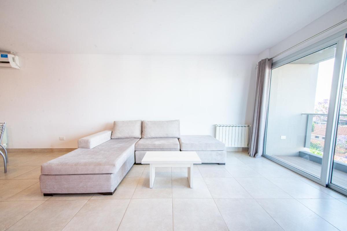 Departamento nuevo a 10 cuadras de la plaza 9 de Julio - Housity