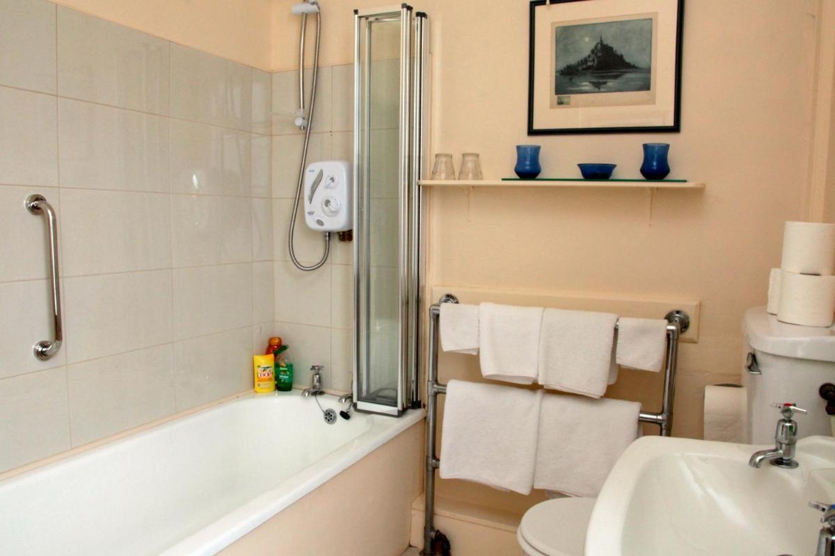 Willowhill House - Housity