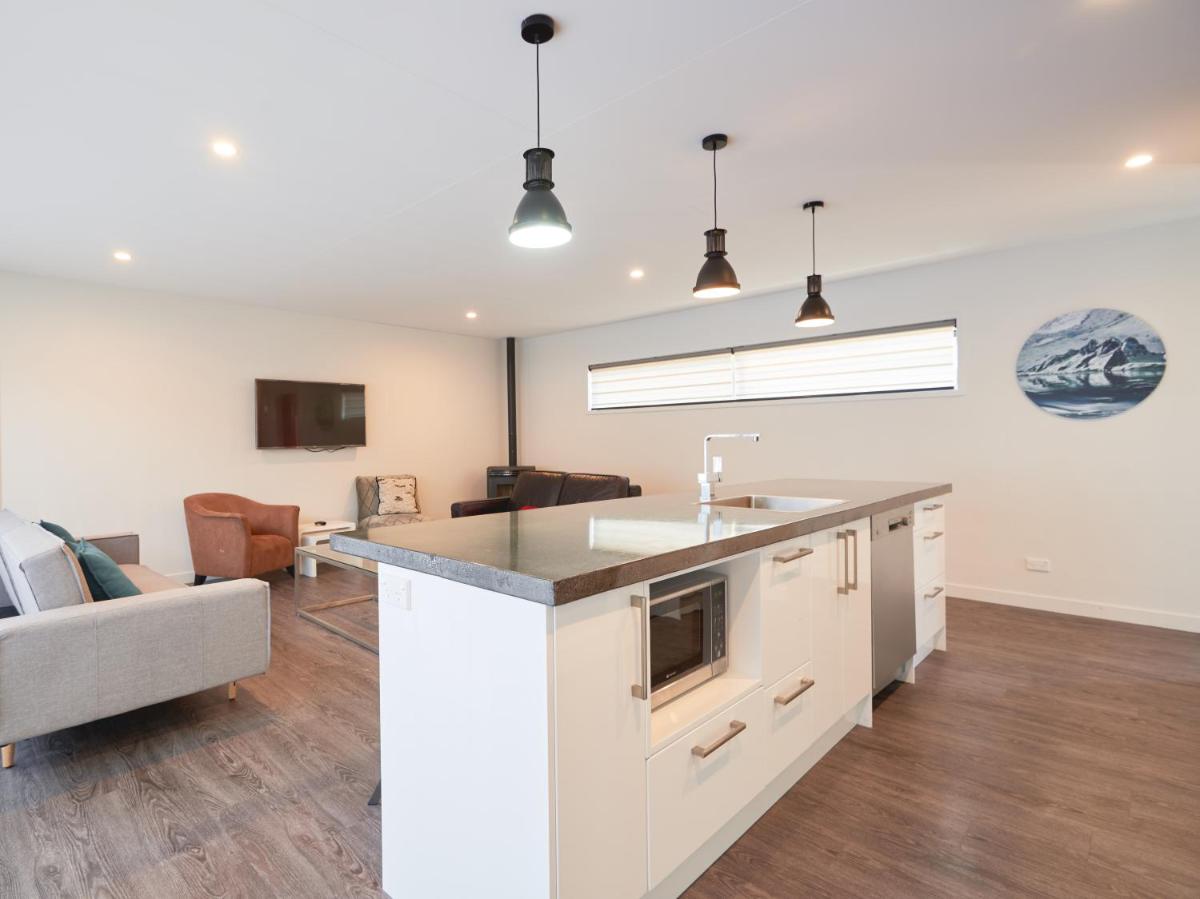 Southern Lakes Spa - Queenstown Apartment R2 - Housity