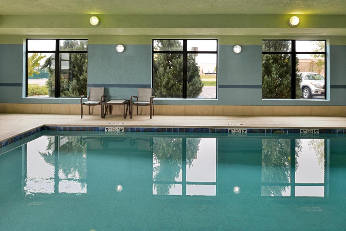 Holiday Inn Express & Suites Pueblo by IHG - Housity