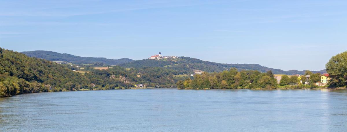 Fischwirtshaus Landmotel Die Donaurast - Housity