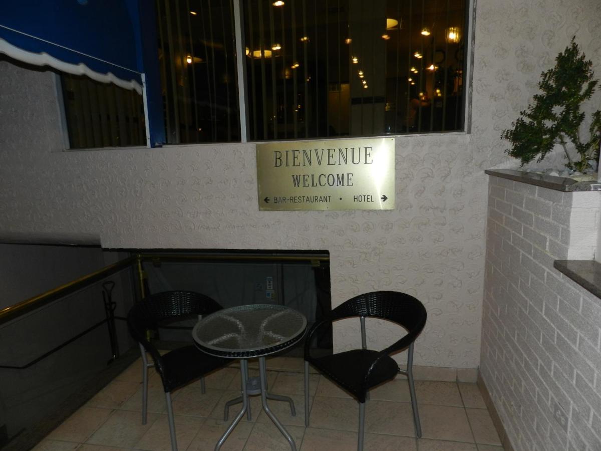 L'Auberge de l'Aeroport Inn - Housity