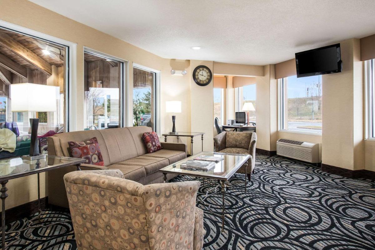 Quality Inn & Suites - Housity