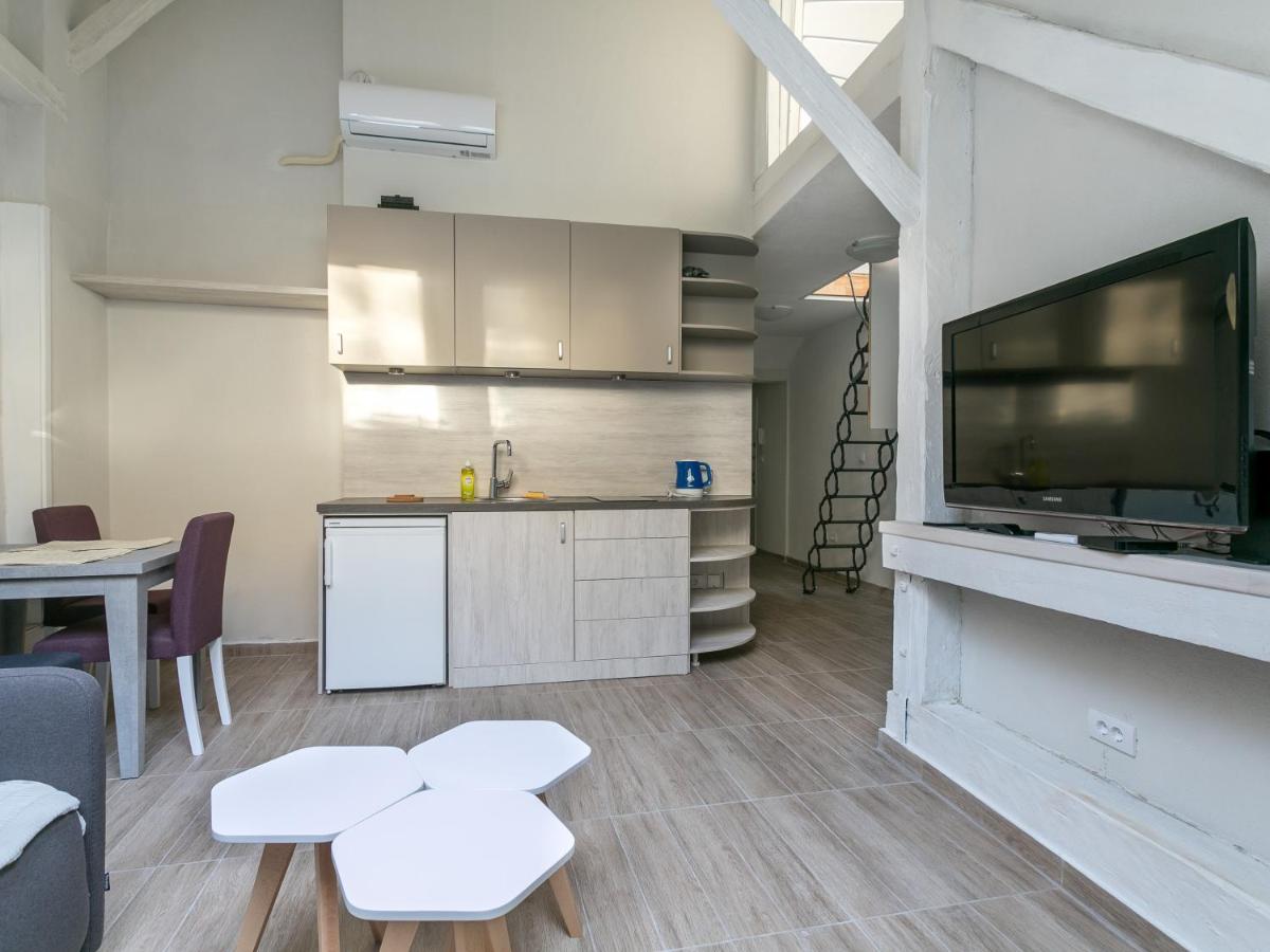 Apartment City Center - Housity