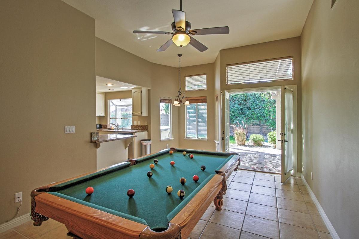 Beautiful La Quinta Getaway Golf, Hike, Explore! - Housity