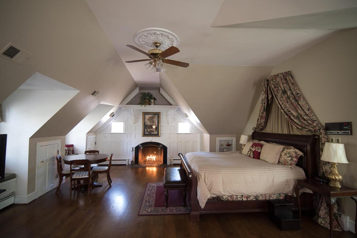 Stafford House Bed & Breakfast - Housity