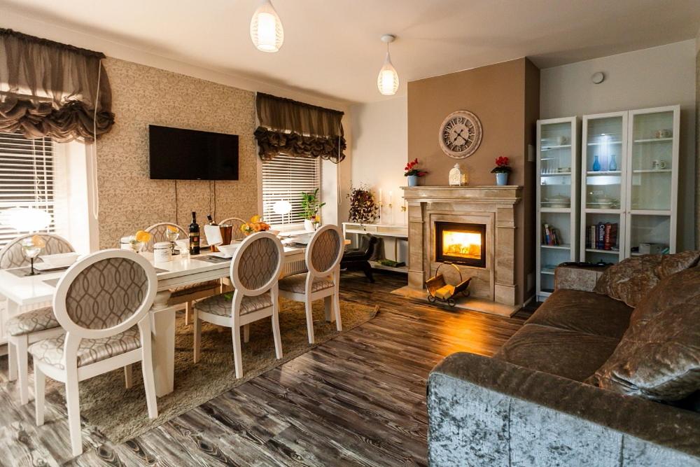 Suitetrails - Didžioji Street Apartments